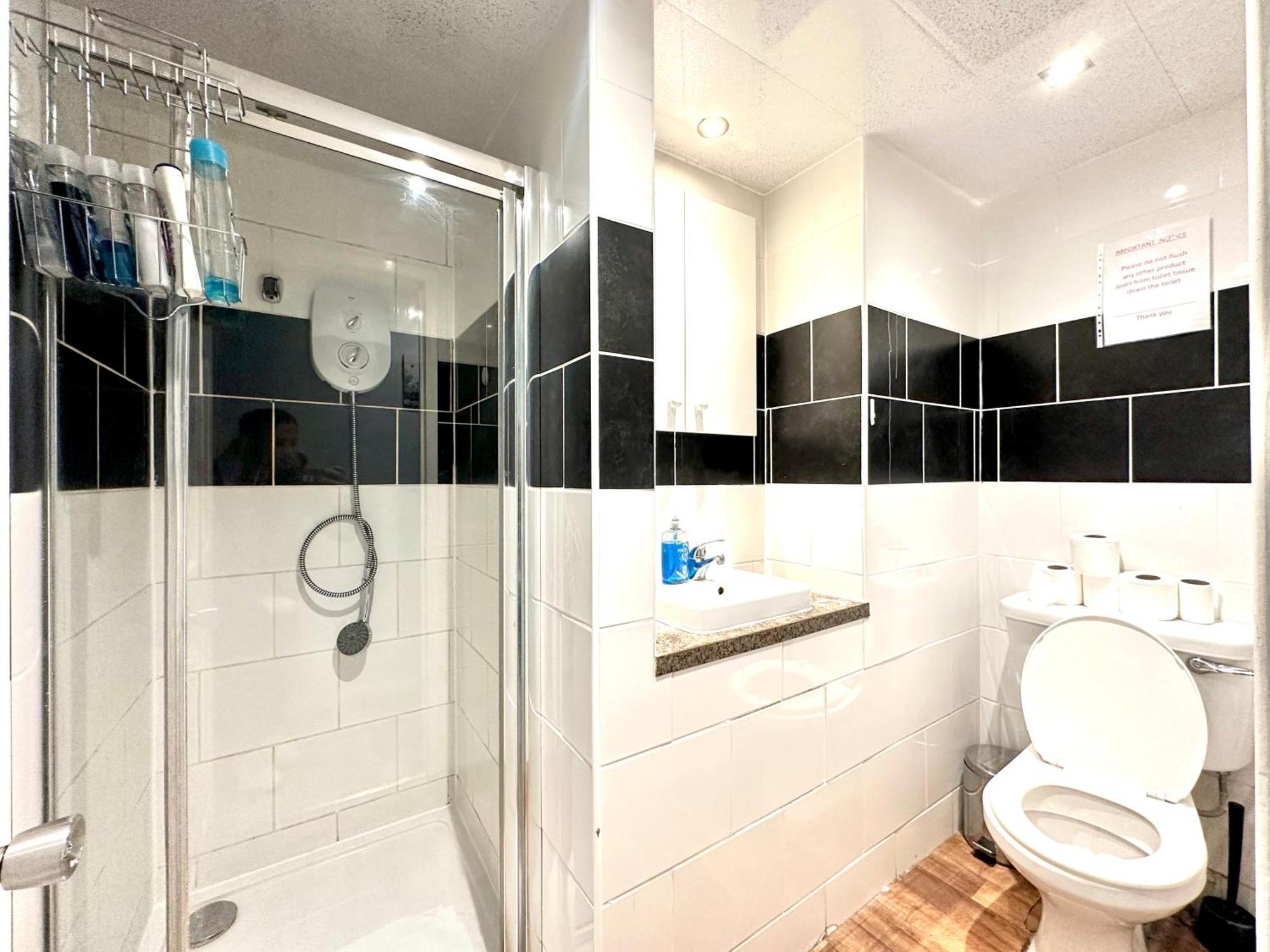 Kings Cross Guest House Лондон Екстериор снимка