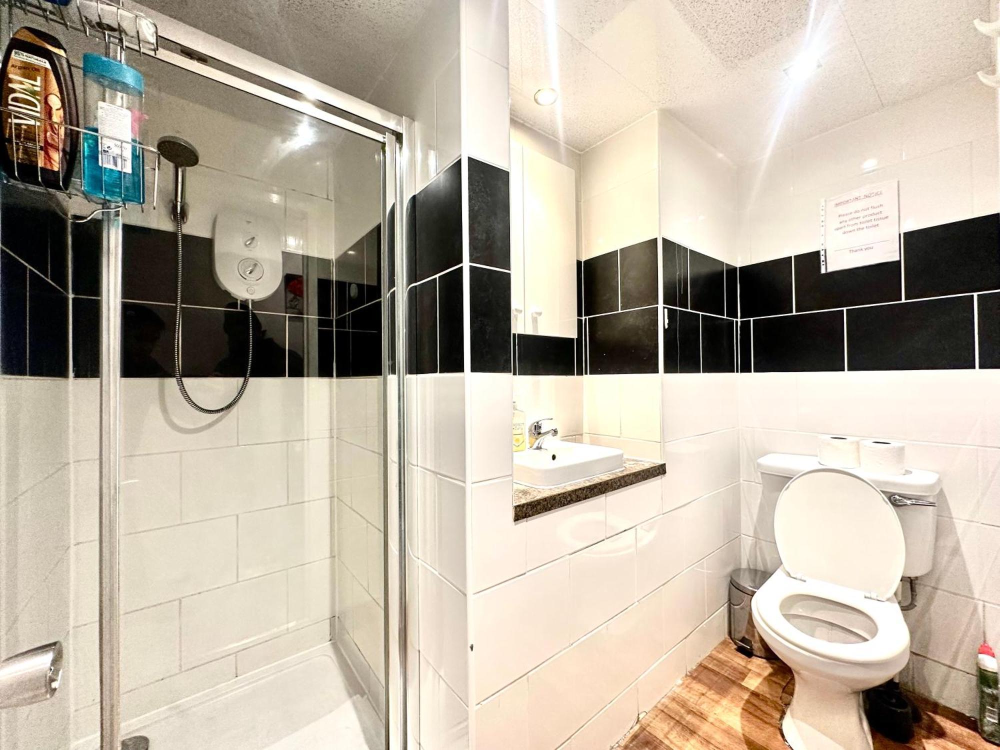 Kings Cross Guest House Лондон Екстериор снимка