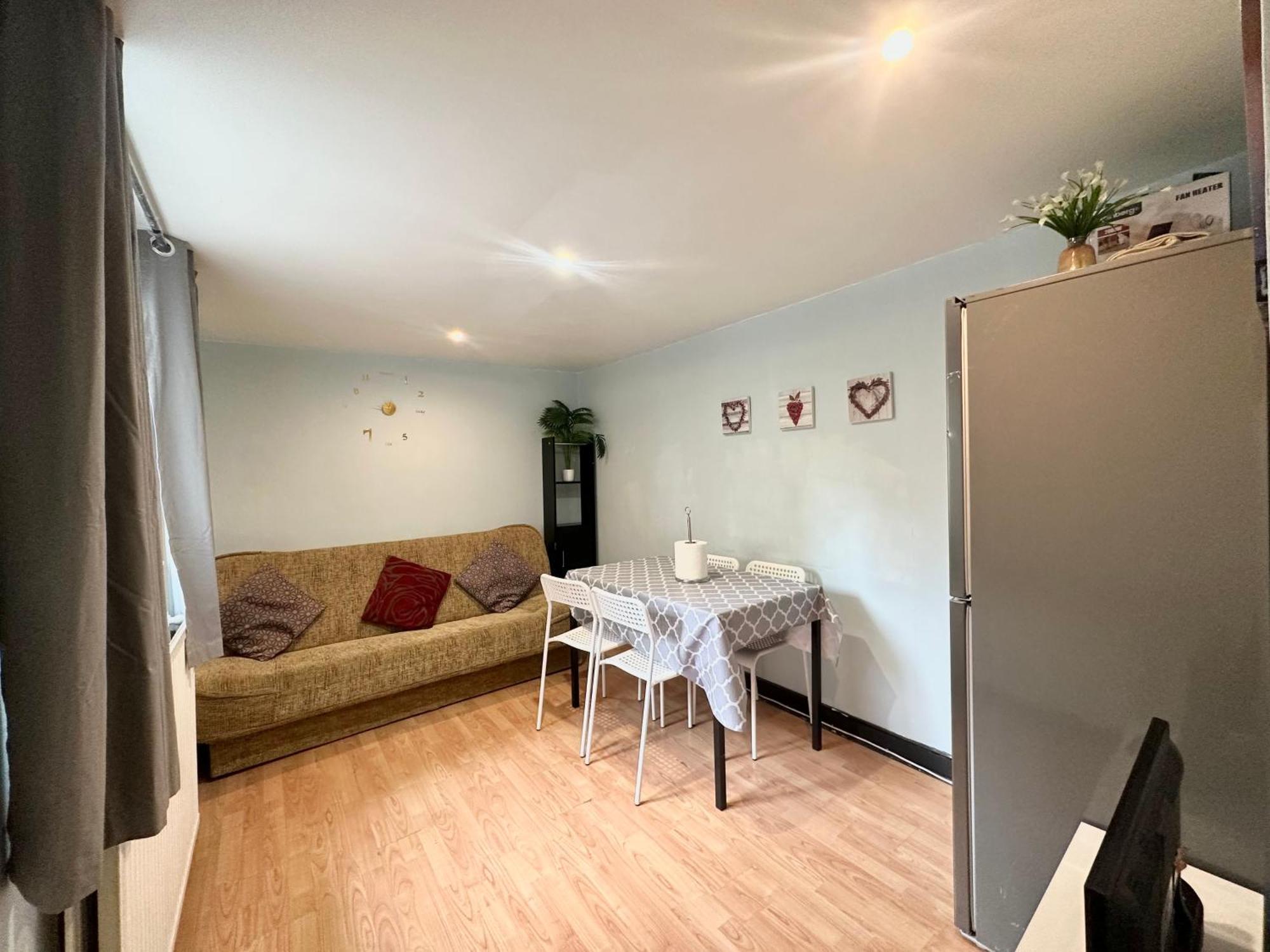 Kings Cross Guest House Лондон Екстериор снимка