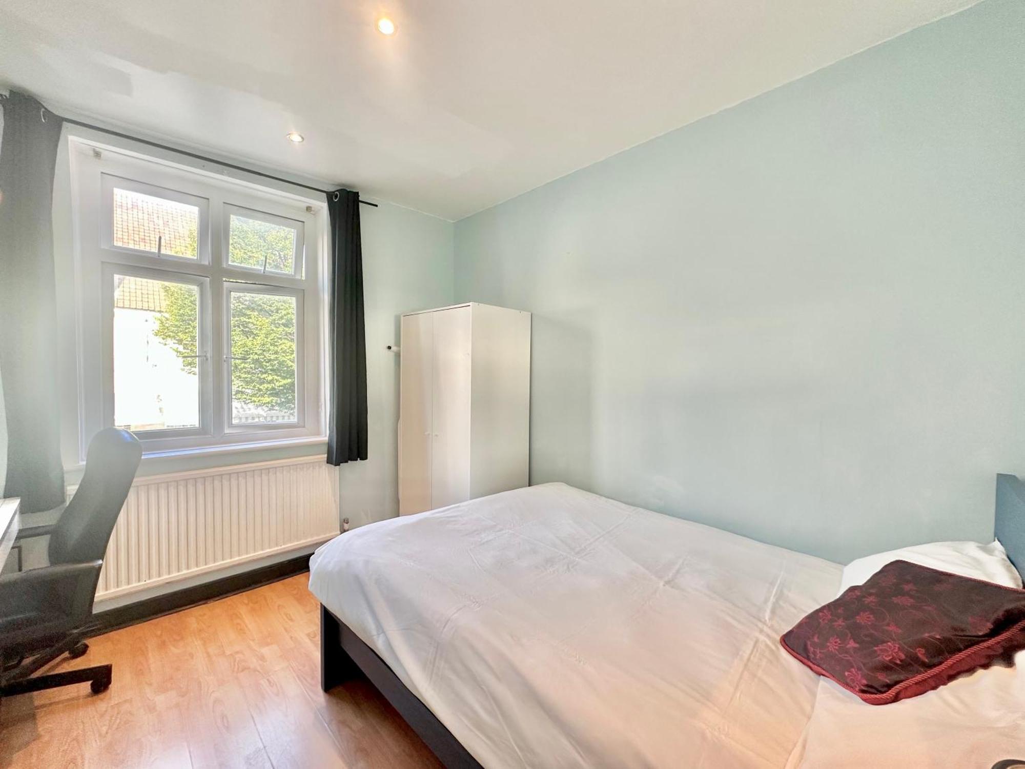 Kings Cross Guest House Лондон Екстериор снимка